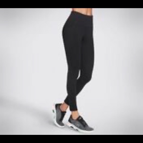 Skechers GO WALK HW Legging black. Size M - Picture 2 of 4